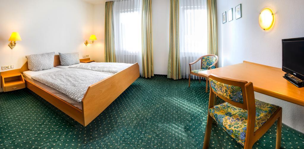 Hotel Hirsch Freudenstadt Quarto foto